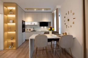 Soni Exclusive Apartments Plaza with Private Parking & Self Check-in
